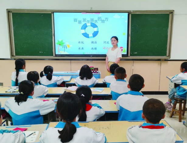 打造学习空间多关注科学科普内容去术语化讲科学要生动有趣