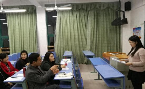 畅通的立交桥真实打破了学历晋升的壁垒让技术成才之路相同宽广