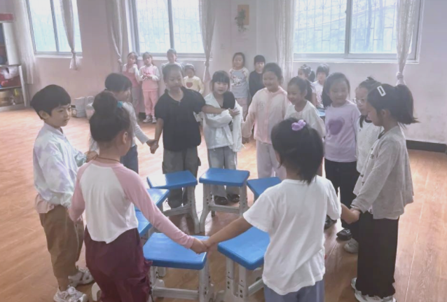 教育一体化建造不断推进到劳动教育有机融入青少年生长全过程