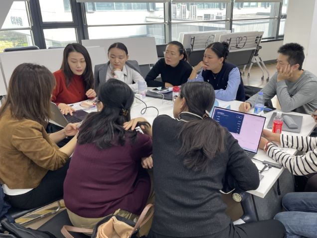 以教育教育思维研讨中心为依托进一步深化教育教育思维的研讨