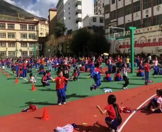 源头上为异地办学提供坚实让高原孩子下山求学从愿景变为实际 源头上为异地办学提供坚实让高原孩子下山求学从愿景变为实际